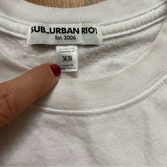 💕 Sub_Urban Riot Color Block Heart Sweatshirt ❤️🤍 - Picture 4 of 5